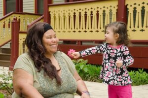housing assisstance for single mothers with low income near me